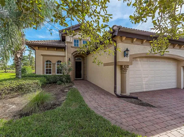 7812 Valencia Ct, Naples, FL 34113