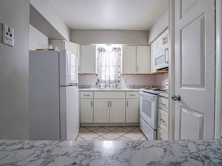 677 Royal Palm Blvd #12 — Photo 9