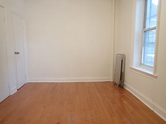 Rented by Hakeem Shahid, LREB | media 4