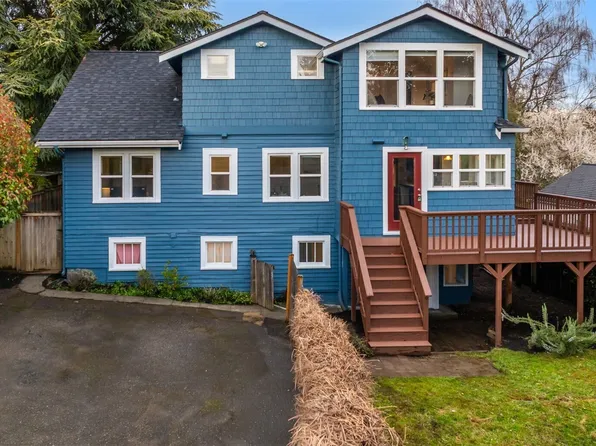 5233 S Orchard Terrace, Seattle, WA 98118