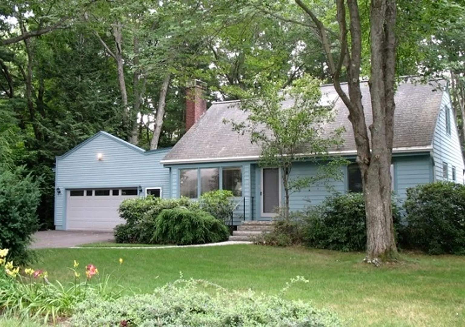 3bd/2ba Seasonal Rental — Photo 1