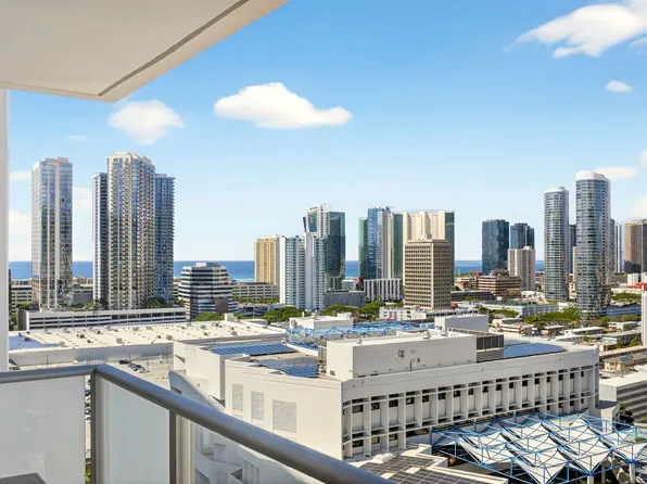 1515 Liona St #2002, Honolulu, HI 96814
