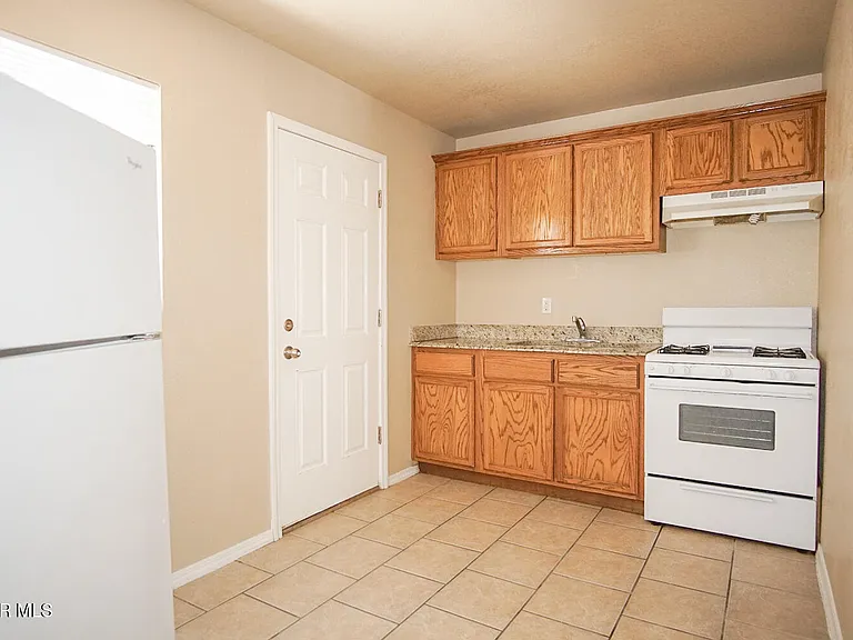 8604 Lawson St #3 — Photo 5
