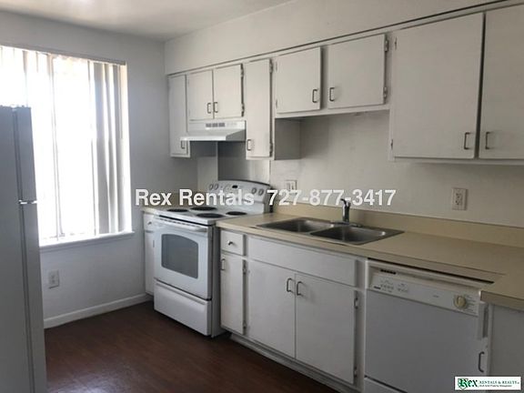 4th image of 2176 55th Ave S APT 1809