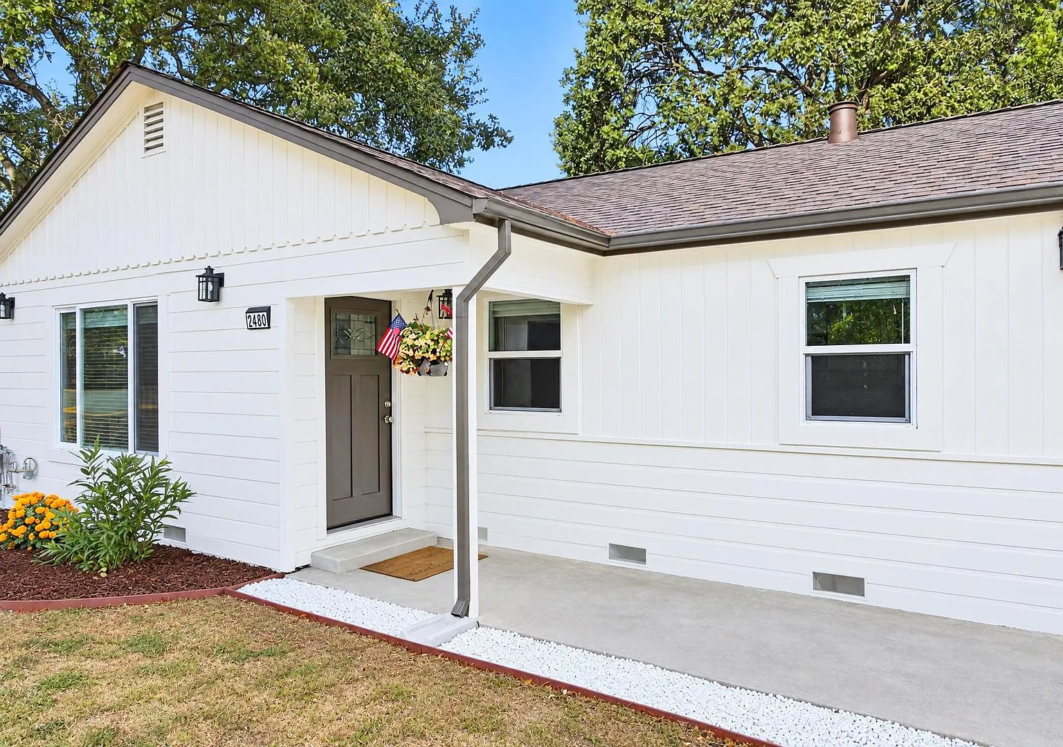Modern 2-Bedroom Walnut Creek home with Brand-New Kitchen & Major Upgrades! — Photo 3