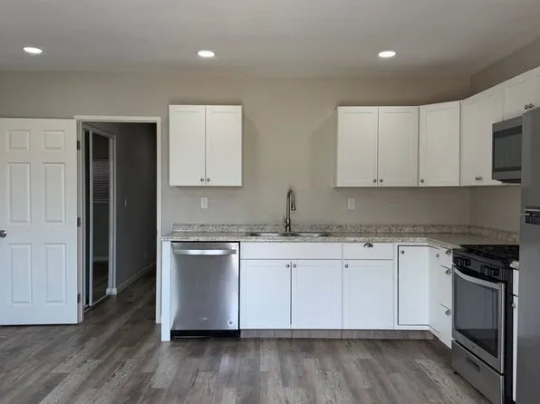Upgraded 1BD/1BA Apartment in Lakeside, CA - 1/2 Off Move-In Special!