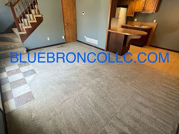 3rd image of 812 NE Ball Dr APT B
