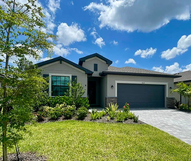 1464 Saddlewood Cir — Photo 4