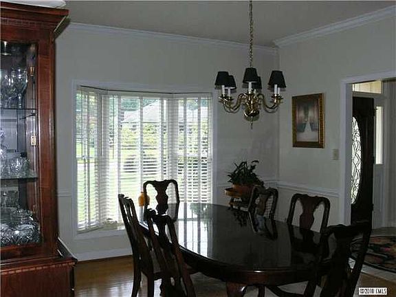 3rd image of 9311 Castle Garden Ln
