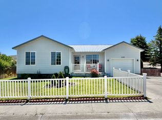 2102 Liberty Dr, Elko, NV 89801