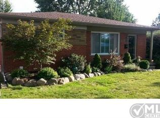 20312 Sunnydale St, Saint Clair Shores, MI 48081