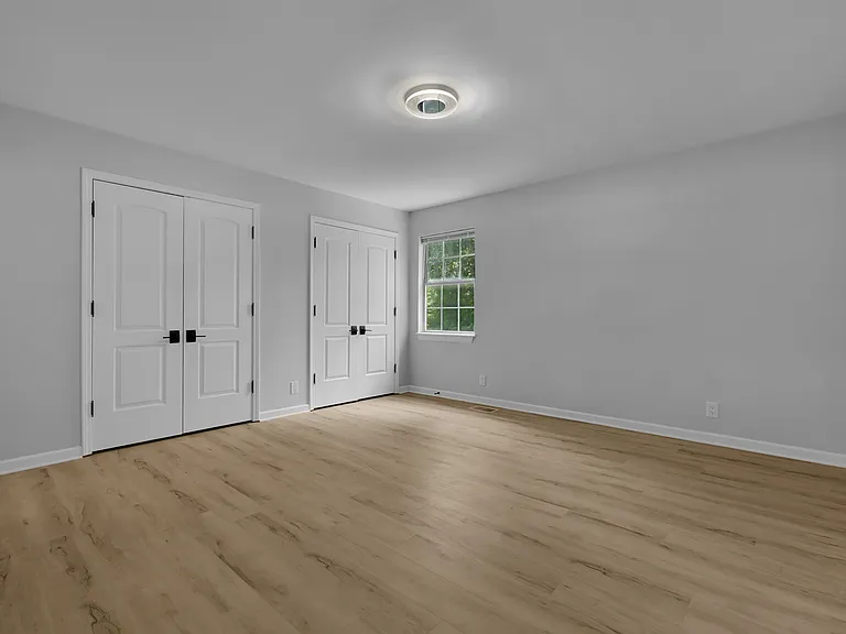 2537 Willowbranch Dr — Photo 16
