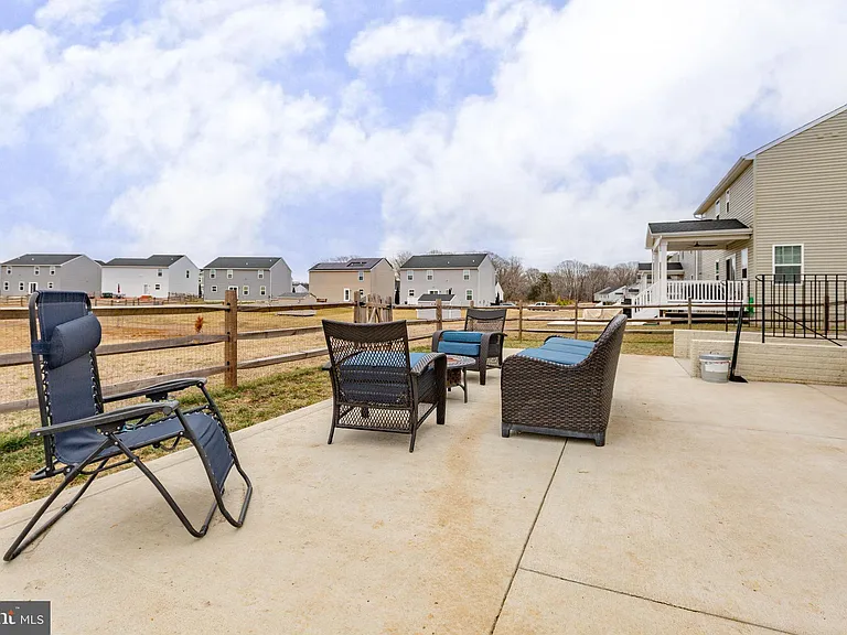 6427 Hawkeye Dr — Photo 12