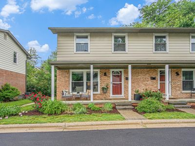 429 S 7th St APT 1, Ann Arbor, MI, 48103