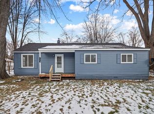 21214 Flanders St, Farmington Hills, MI
