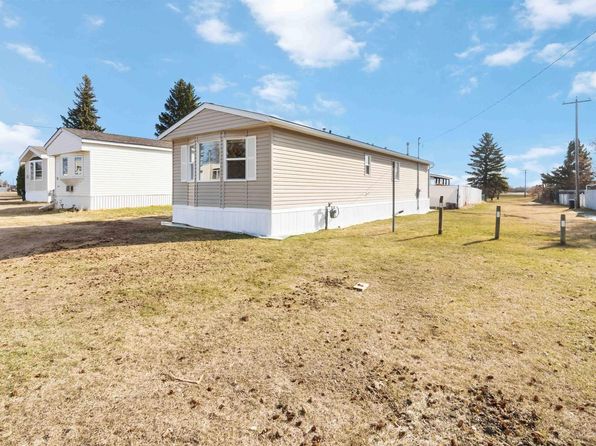 4839 47th St, Gibbons, AB T0A 1N0