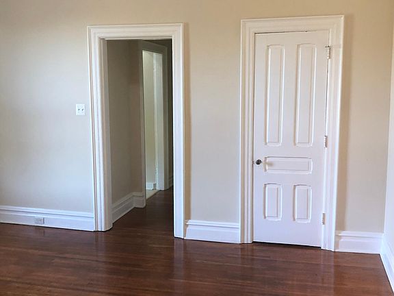 5th image of 457 N Potomac St #4