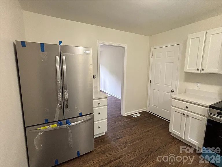 2627 Dora Dr — Photo 18