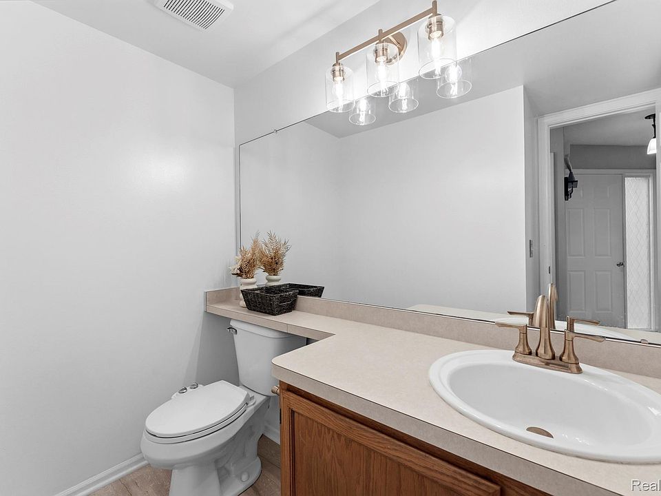 15764 Golfview Drive Blvd #185, photo 11