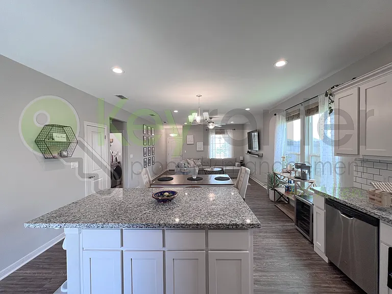 5716 River Rd — Photo 19