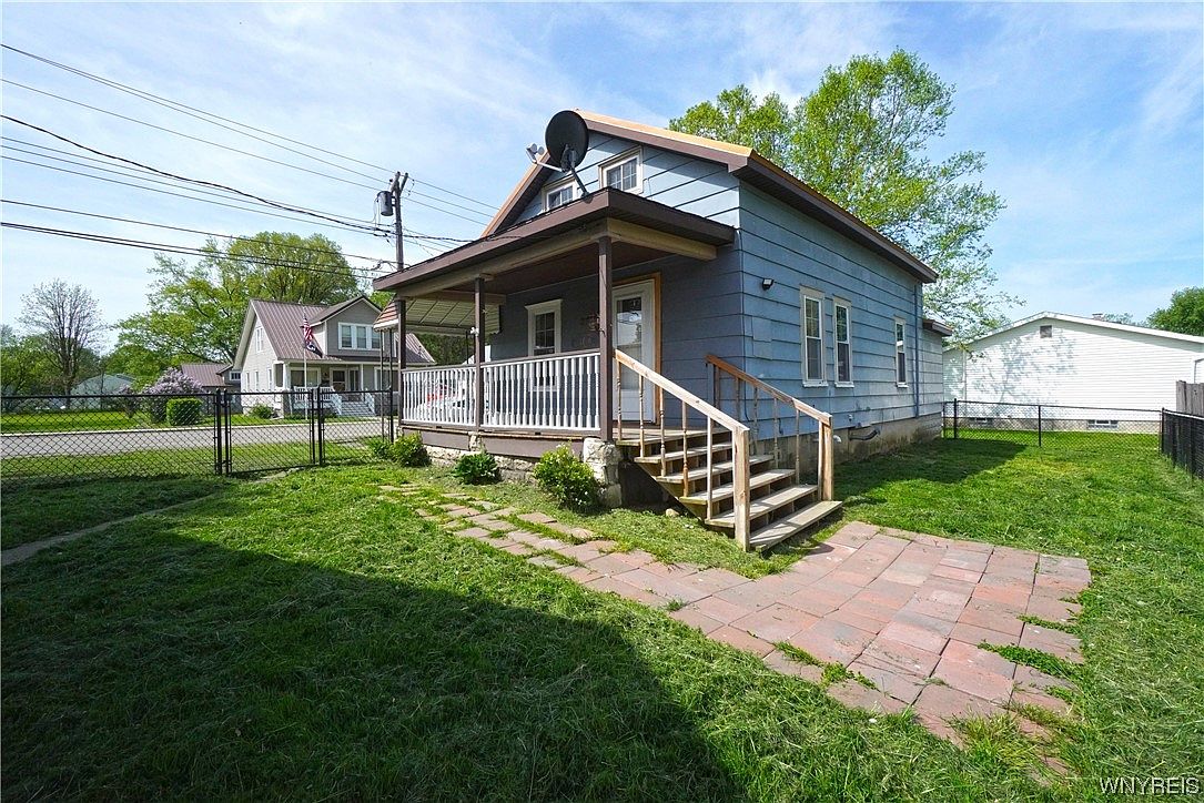 27 Bader Ave, Gowanda, NY 14070 Zillow