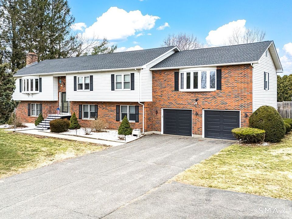 1st image of 136 Broad Brook Road