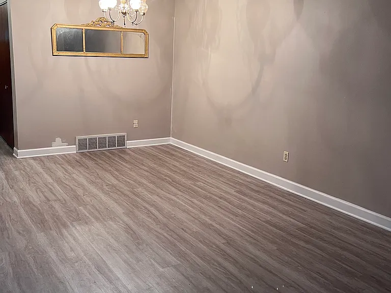 3245 Mayfield Rd #10 — Photo 5
