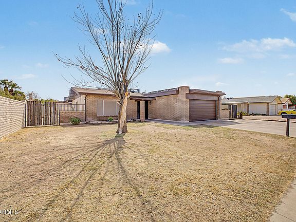 3rd image of 7313 N 46TH Circle