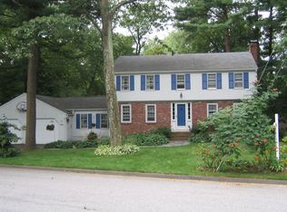 5 Horseshoe Ln, South Hamilton, MA 01982