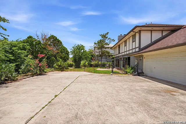3418 Wimbledon Dr — Photo 40