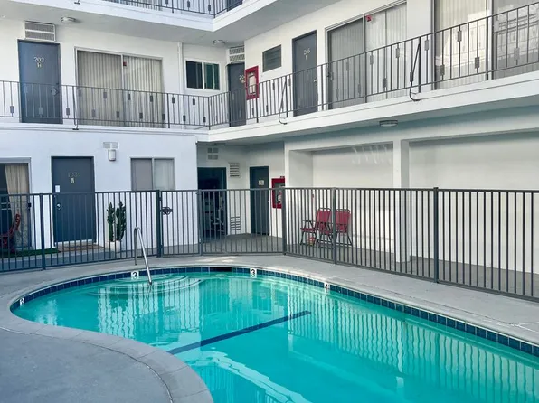 8570 Gregory Way, 8570 Gregory Way APT 306, Los Angeles, CA 90035