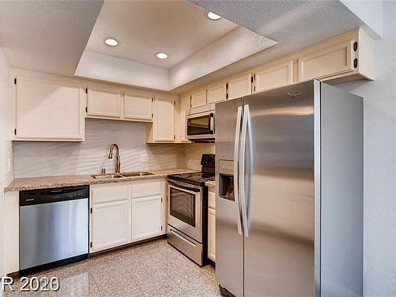 2nd image of 948 Falconhead Ln Unit 102