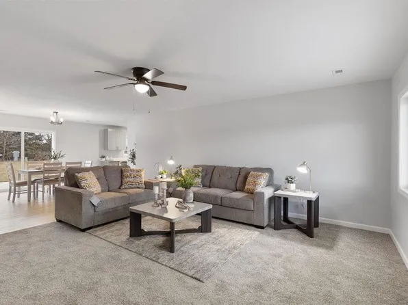 1781 Northland Dr, David City, NE 68632