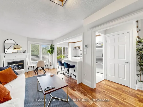 27 Mistleflower Ct, Richmond Hill, ON L4E 3T9