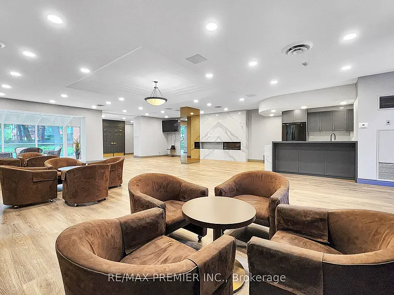 95 Prince Arthur Ave #Penthouse 824 — Photo 39