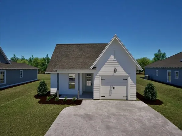 213 Summer St, Opelika, AL 36801