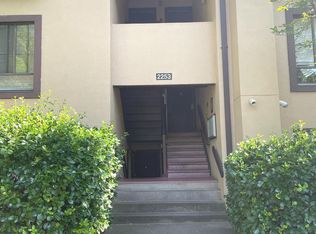 2253 Castle Rock Sq APT 11C, Reston, VA 20191