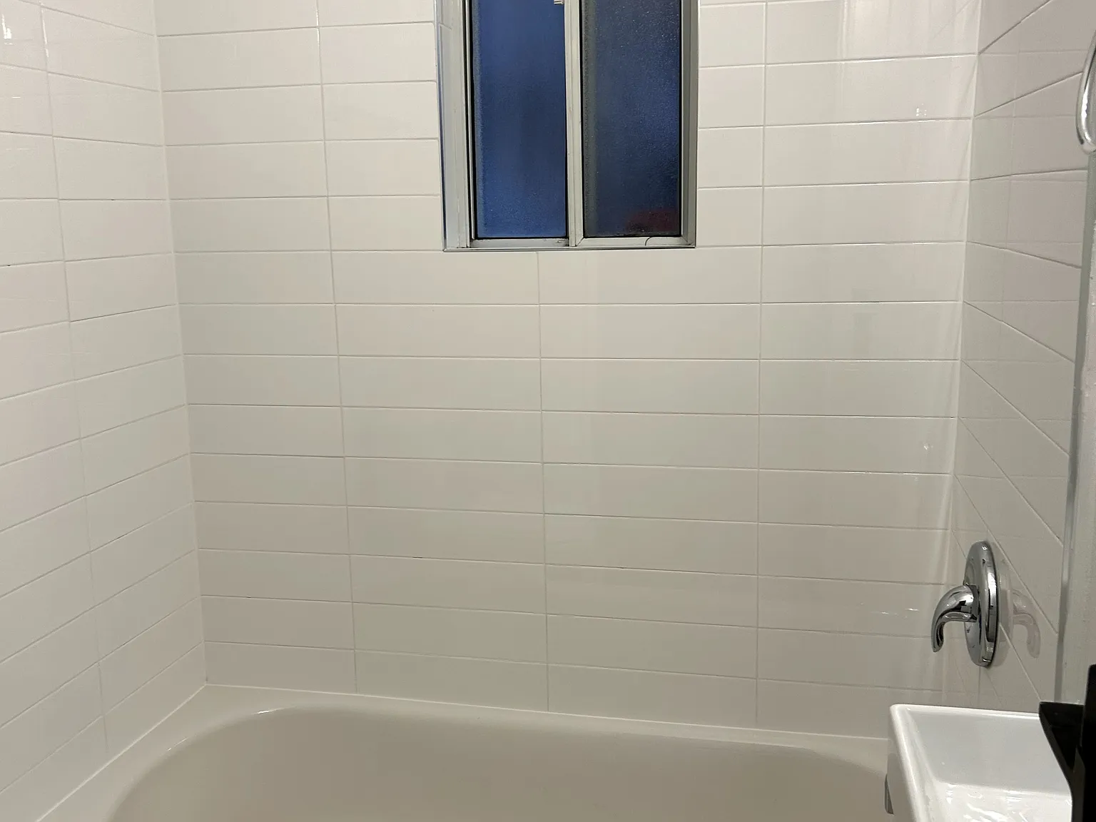 1 bed, $1,899 — Photo 4