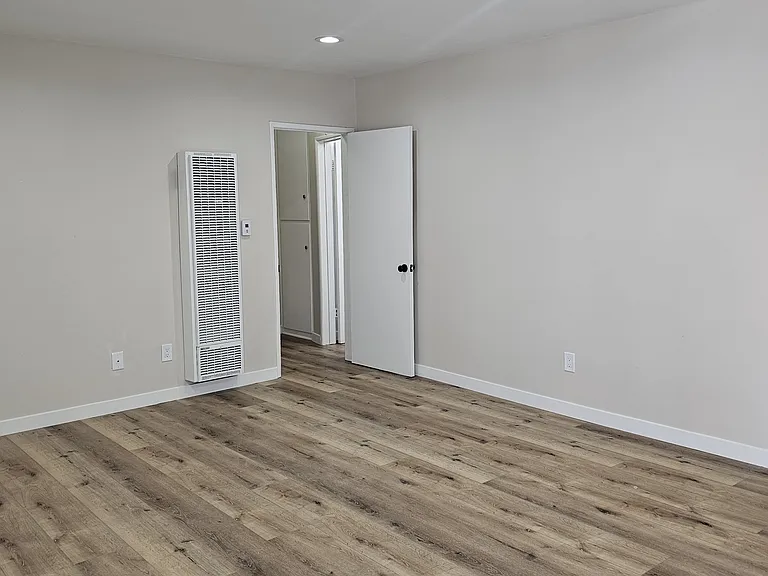 8428 Amigo Ave #12 — Photo 8