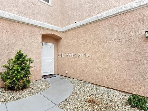 2nd image of 251 S Green Valley Pkwy Unit 5413