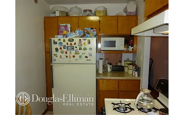 Sold by Douglas Elliman | media 5