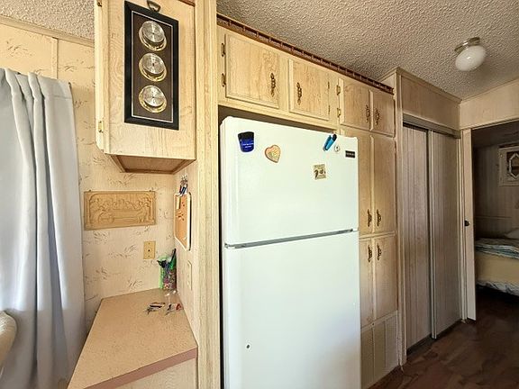 5th image of 400 N Plaza Dr #520