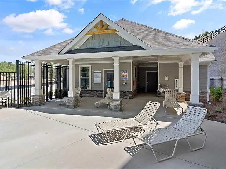1905 Manor Pointe Dr — Photo 26