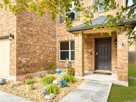 3rd image of 108 GATEWOOD BAY