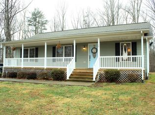 1211 Macklinzy Ln, Bedford, VA 24523