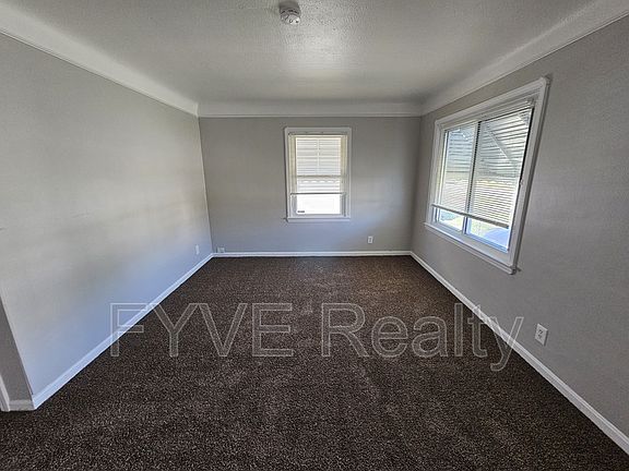 3rd image of 4106 E 153rd St