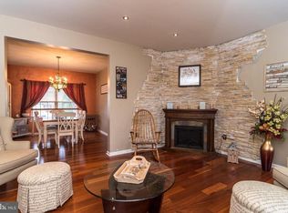 1185 Berkley Ave, Quakertown, PA 18951
