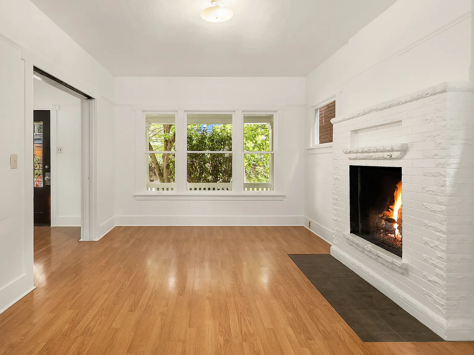 4 bed, 2.5 bath, 2180 sqft, $4,750 — Photo 4