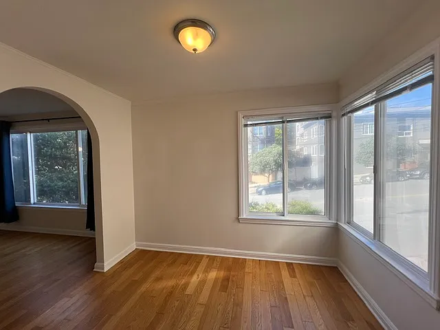 2 bed, 1025 sqft, $3,985 — Photo 3