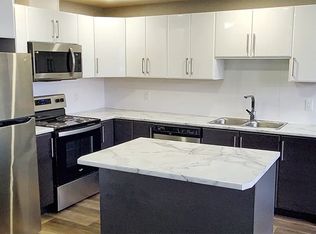 3791 Portage Rd #3, Niagara Falls, ON L2J2L1